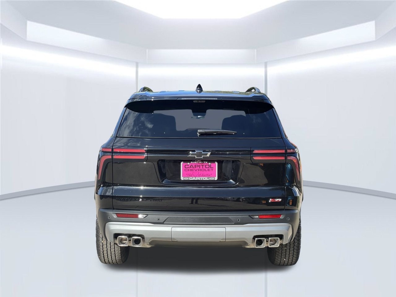 2027 Chevrolet Traverse Z71 SUV, photo 5
