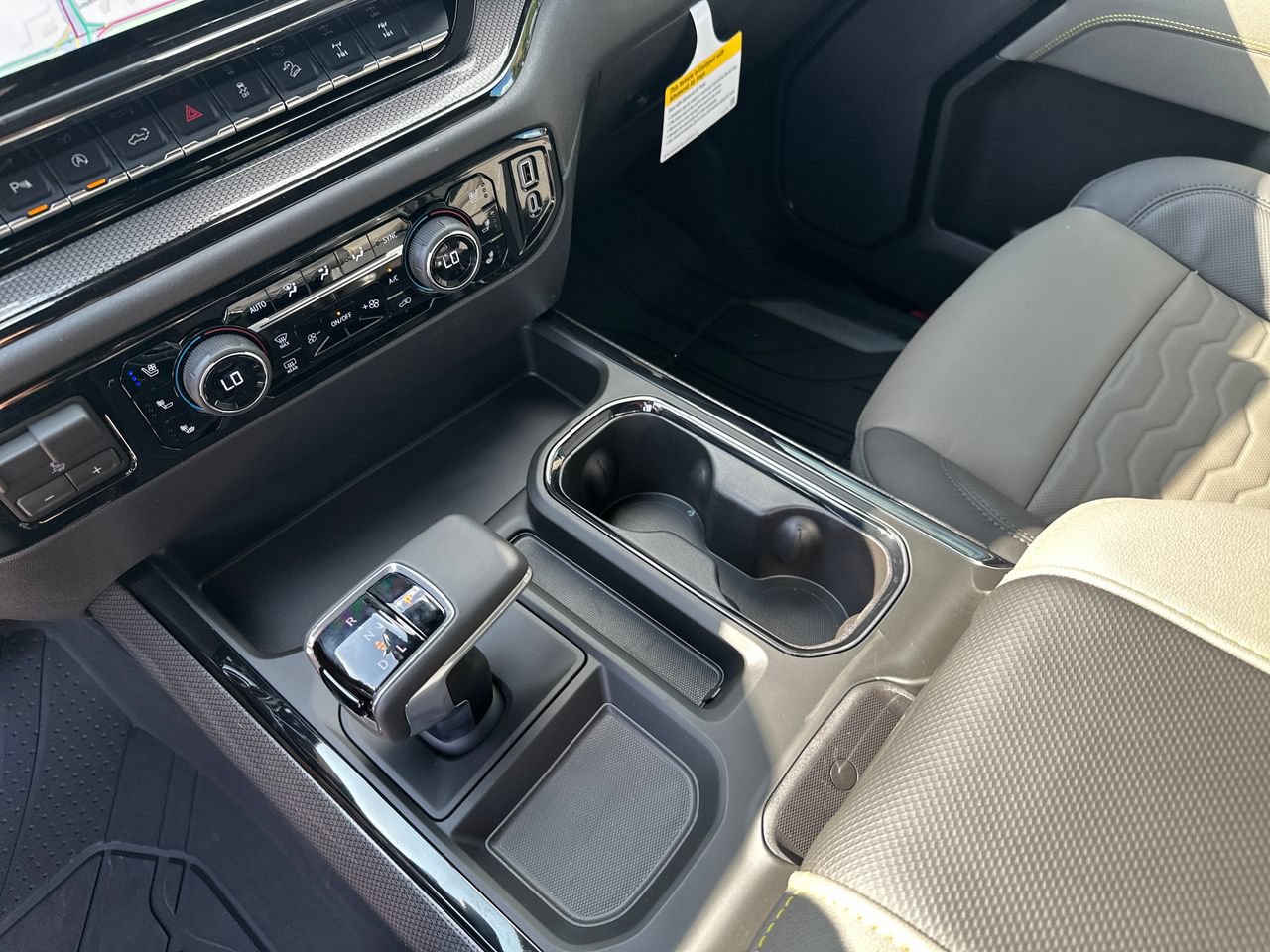 2026 Chevrolet Silverado 1500 ZR2 - Photo 25