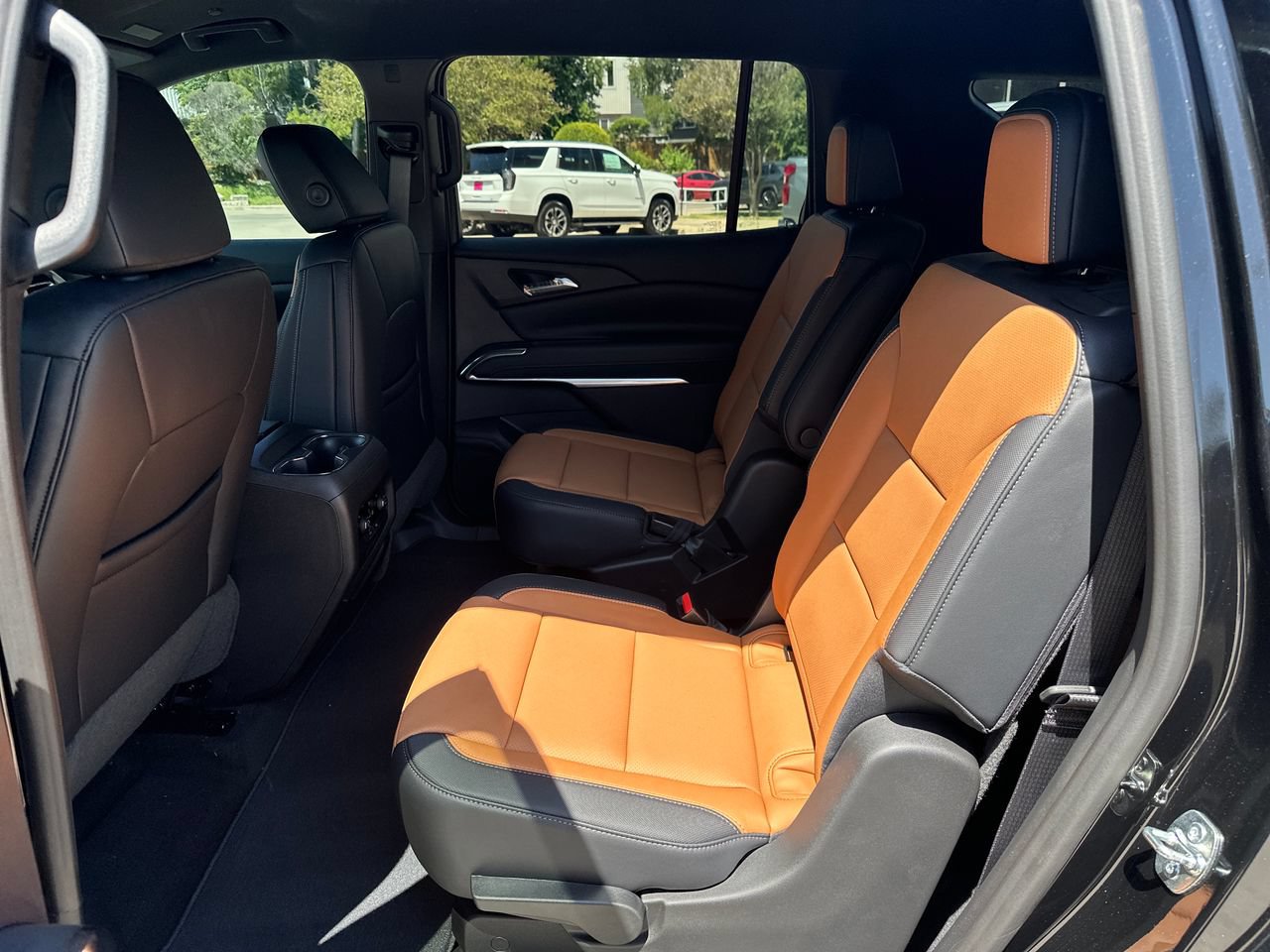 2027 Chevrolet Traverse Z71 SUV, photo 28