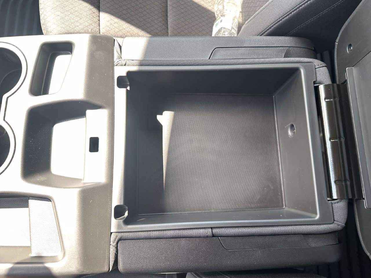 2026 Chevrolet Silverado 1500 Custom Trail Boss Truck, photo 25