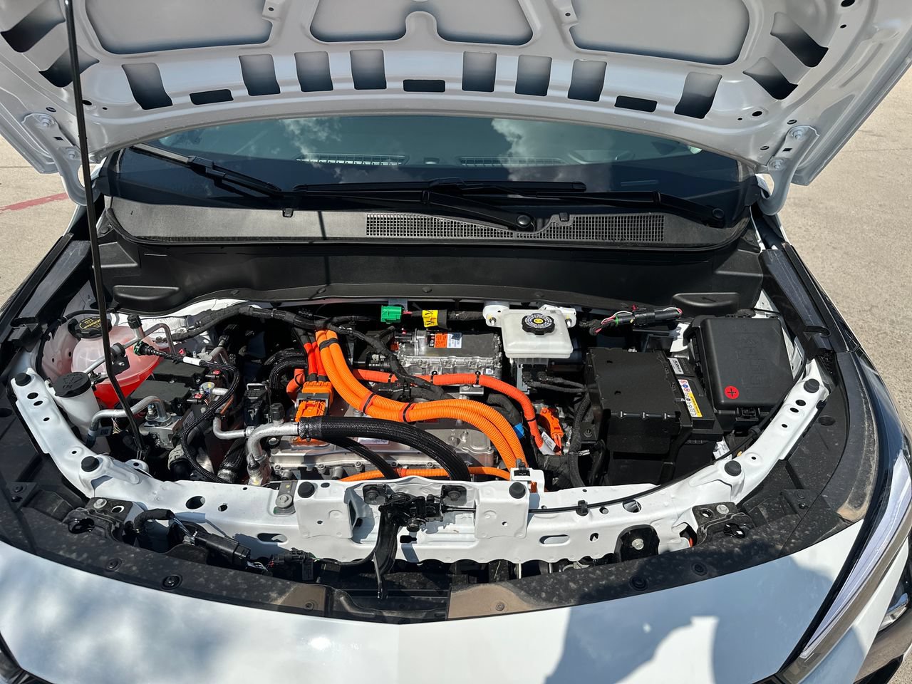 2027 Chevrolet Bolt LT - Photo 23