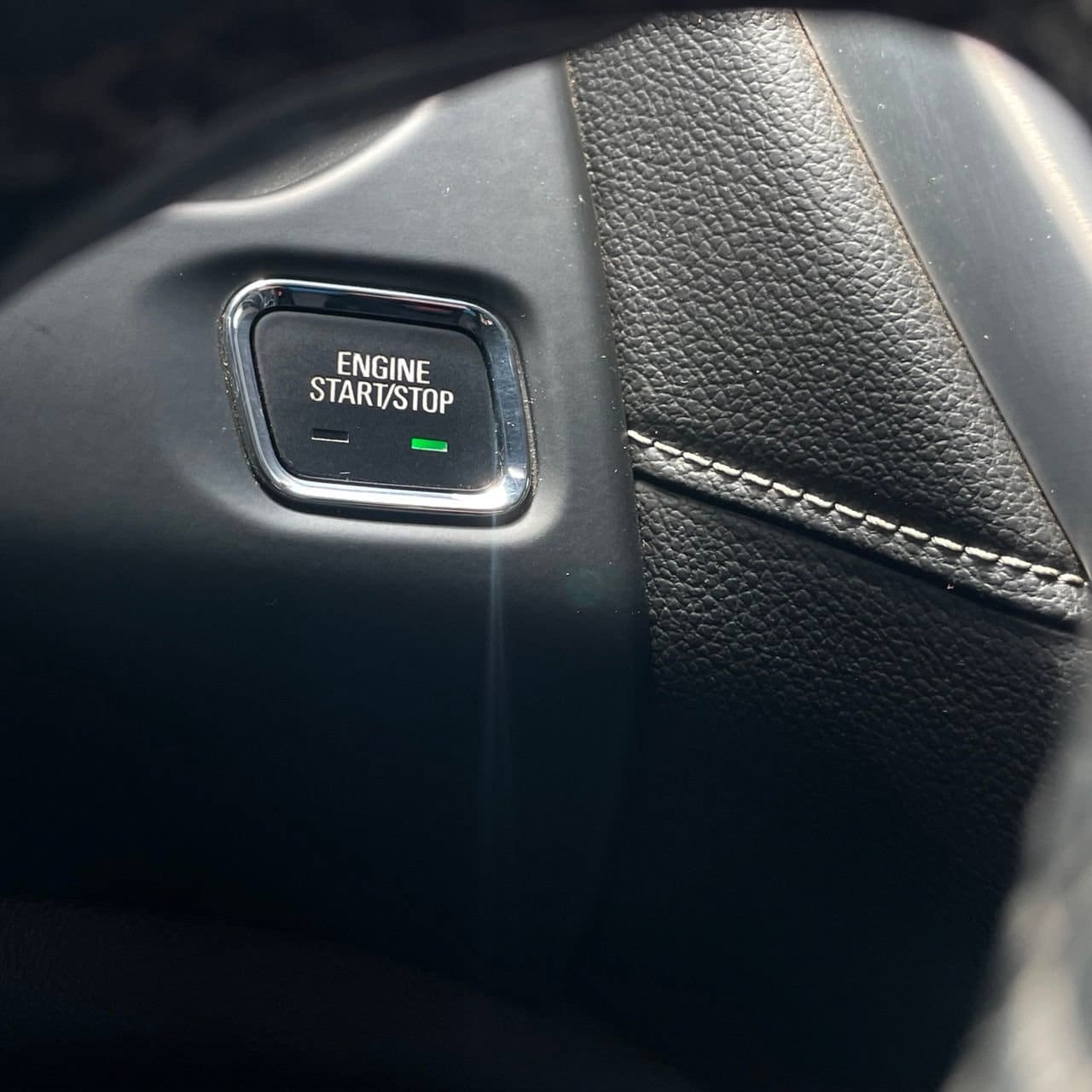 2023 GMC Acadia SLT - Photo 16