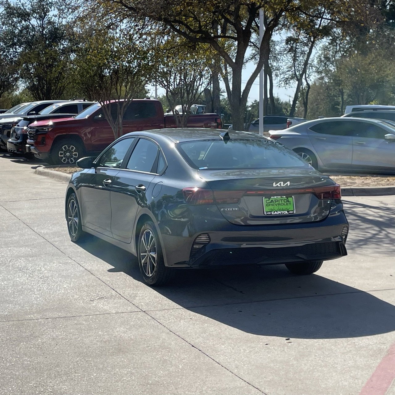 2024 Kia Forte LXS photo 3