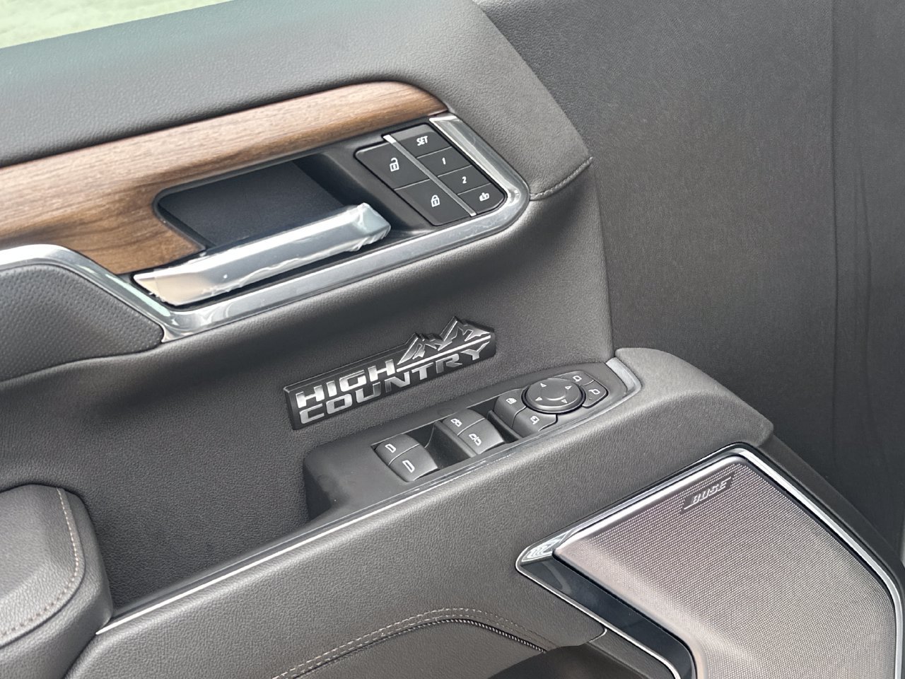 2026 Chevrolet Silverado 1500 High Country - Photo 11