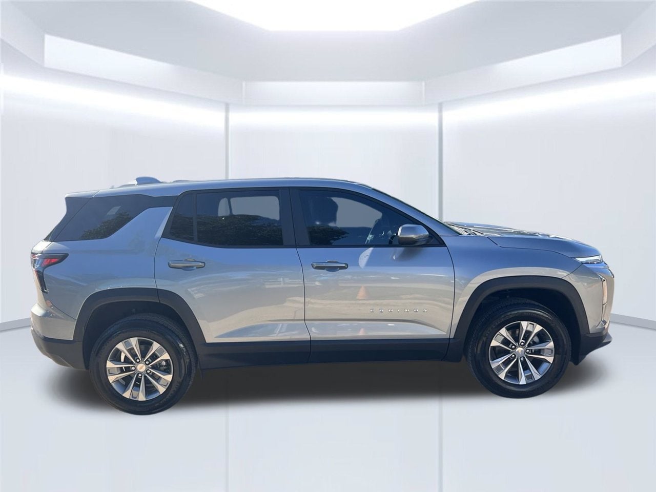 2027 Chevrolet Equinox LT, photo 7