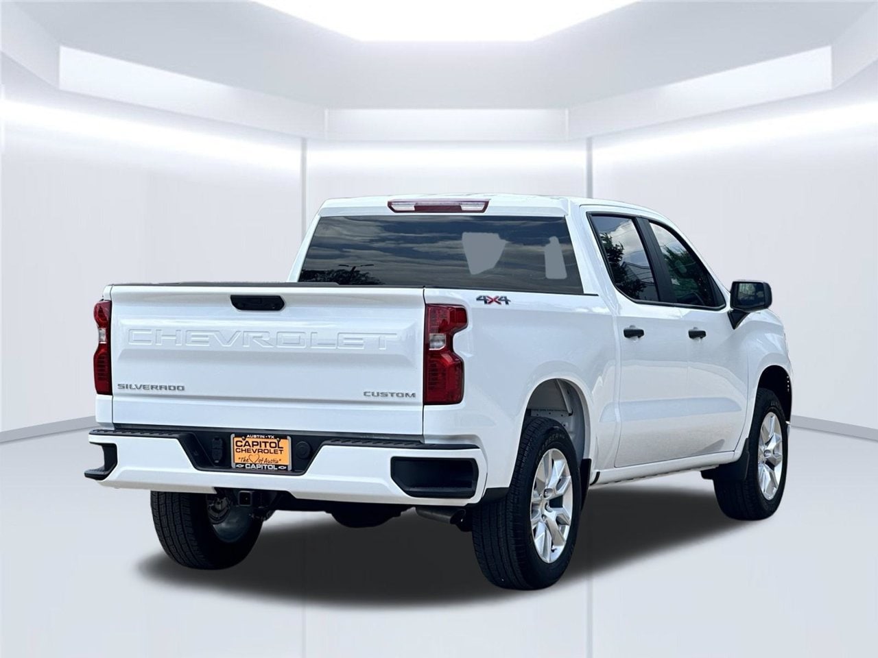 2026 Chevrolet Silverado 1500 Custom - Photo 8