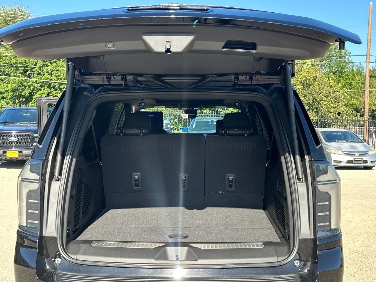 2026 Chevrolet Suburban High Country, photo 24