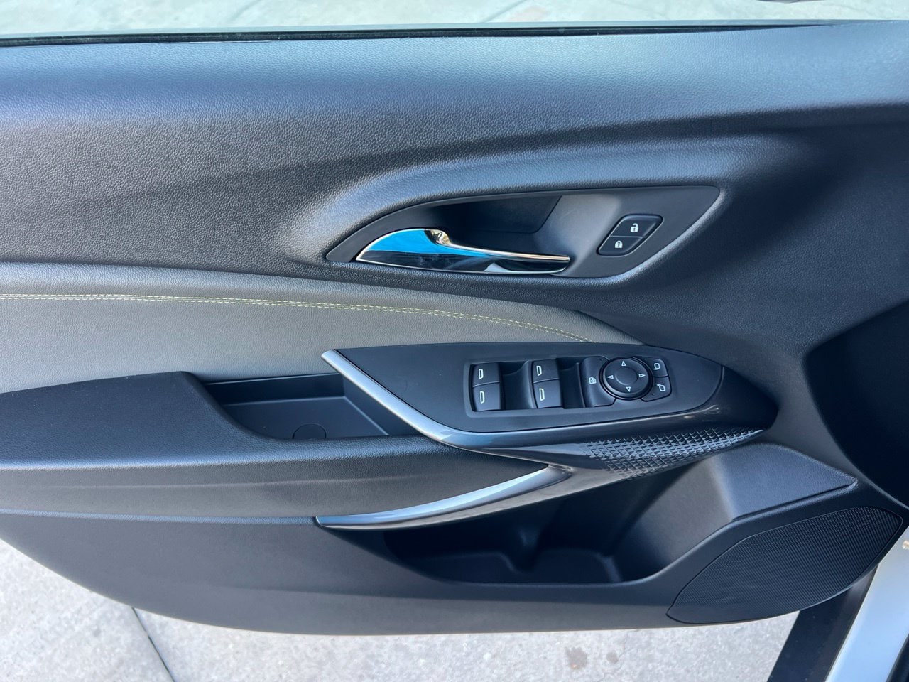 2026 Chevrolet Trax Activ - Photo 11