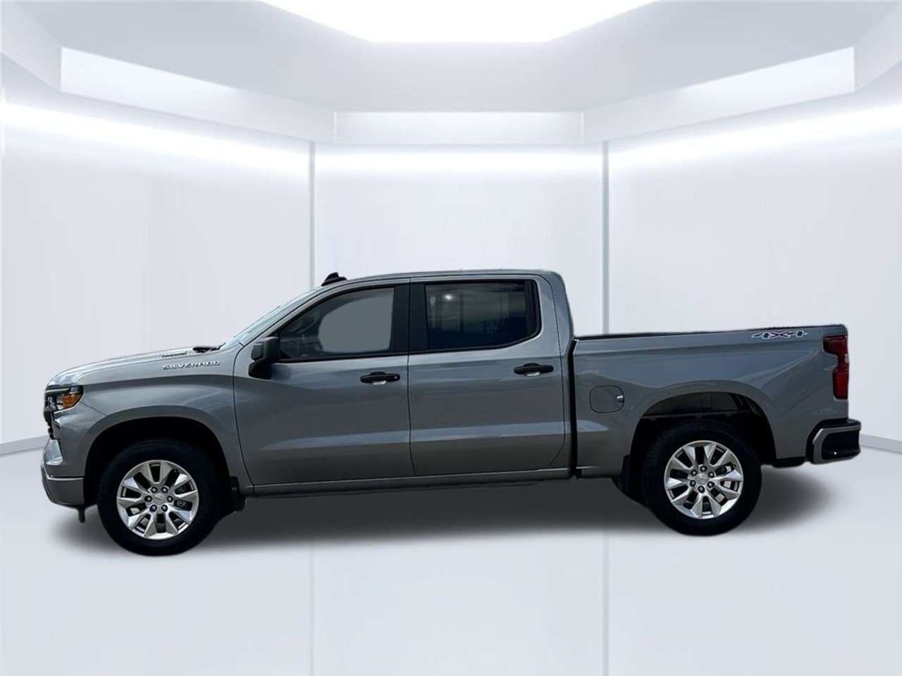2026 Chevrolet Silverado 1500 Custom - Photo 3