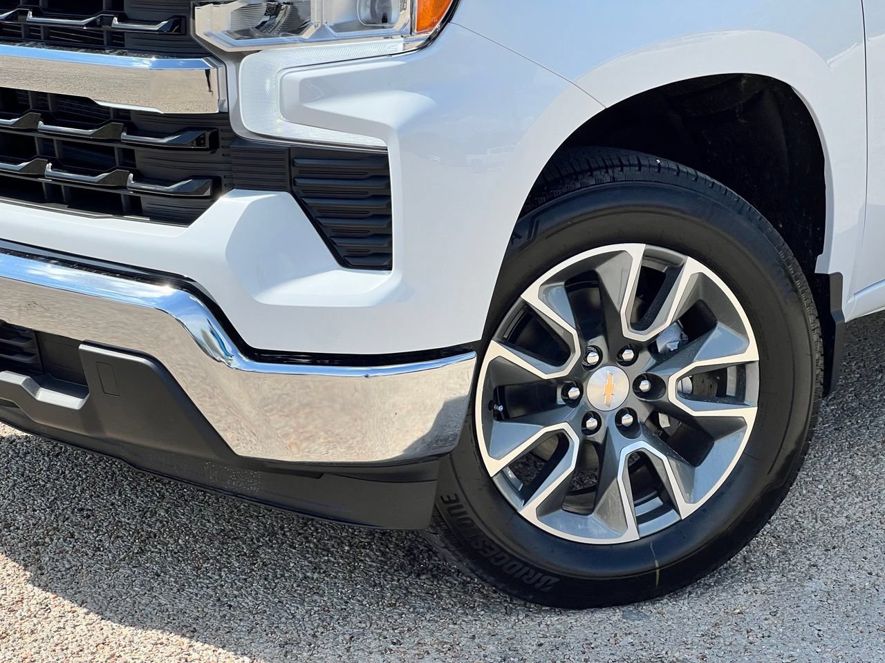 2026 Chevrolet Silverado 1500 LT, photo 2