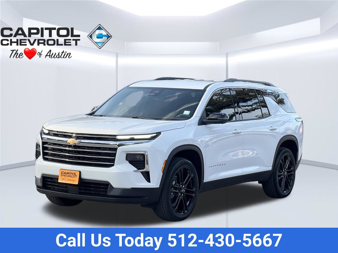 2027 Chevrolet Traverse LT SUV, photo 2