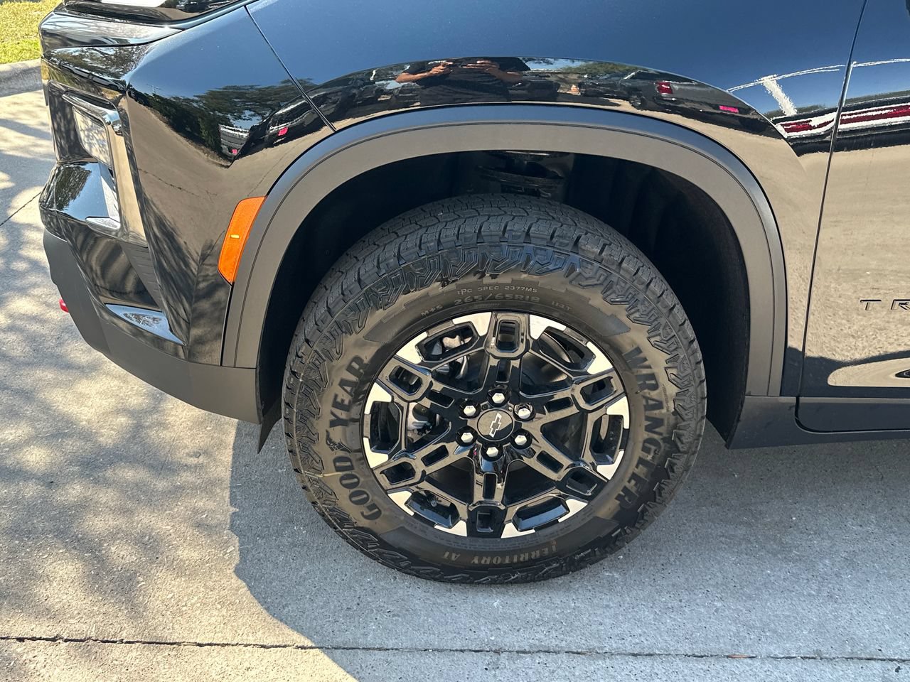 2027 Chevrolet Traverse Z71 - Photo 24
