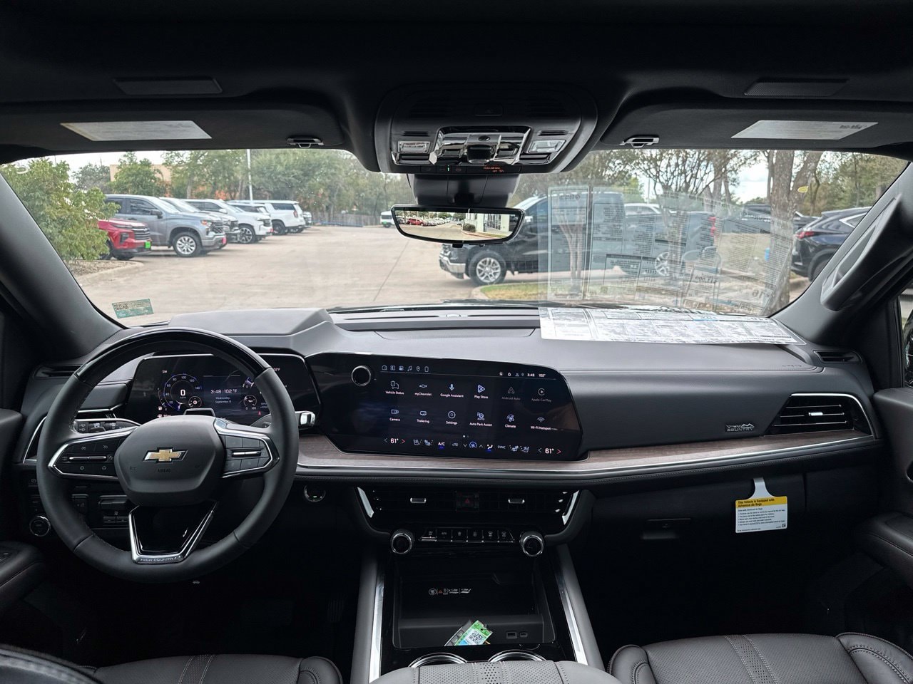 2026 Chevrolet Suburban High Country, photo 13
