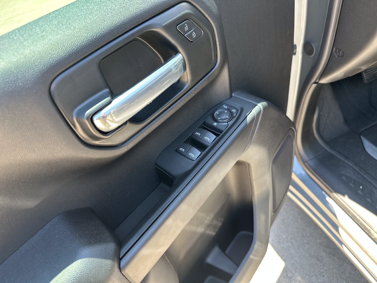 2026 Chevrolet Silverado 1500 Custom - Photo 11