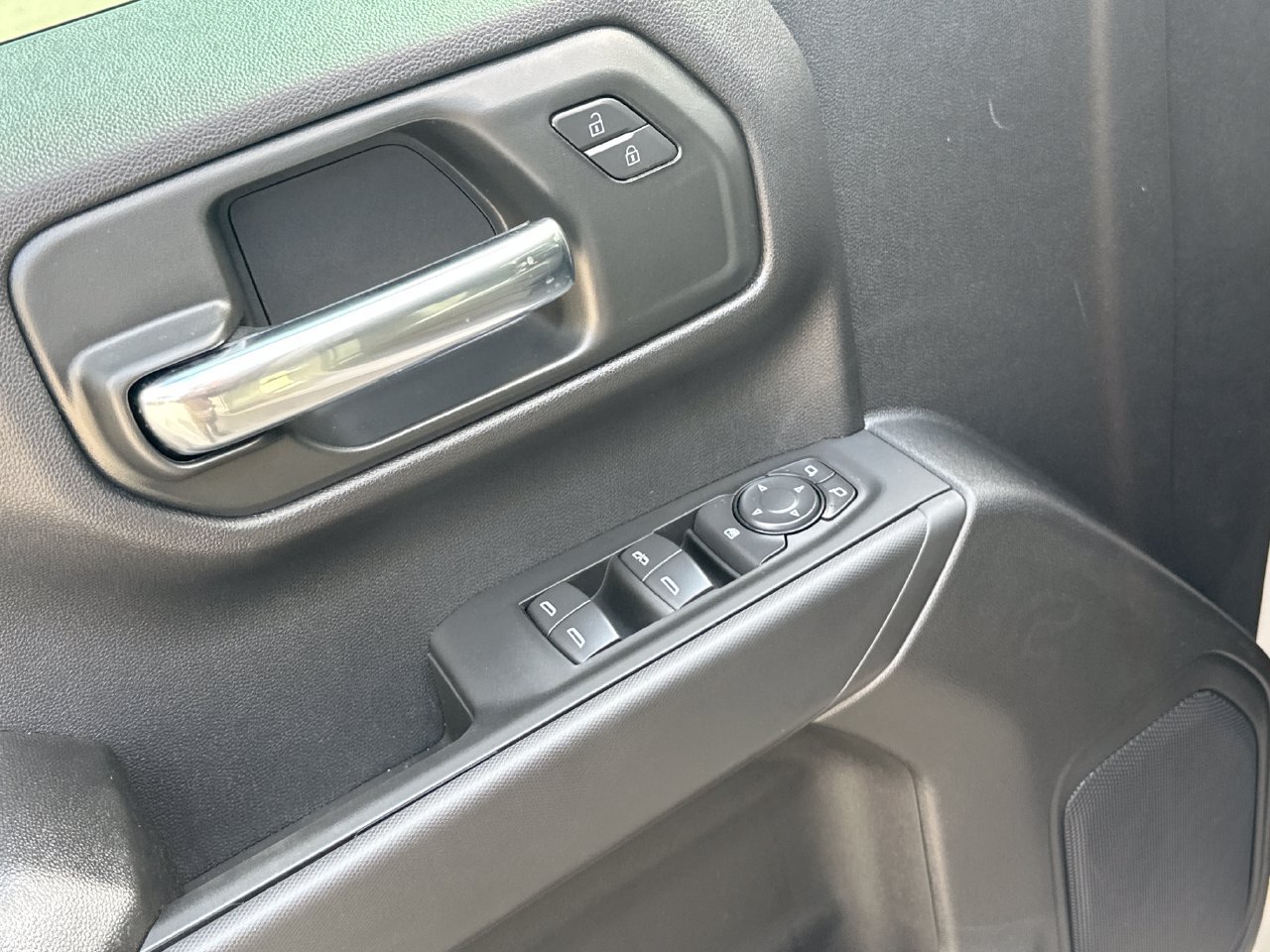 2026 Chevrolet Silverado 1500 Custom - Photo 21