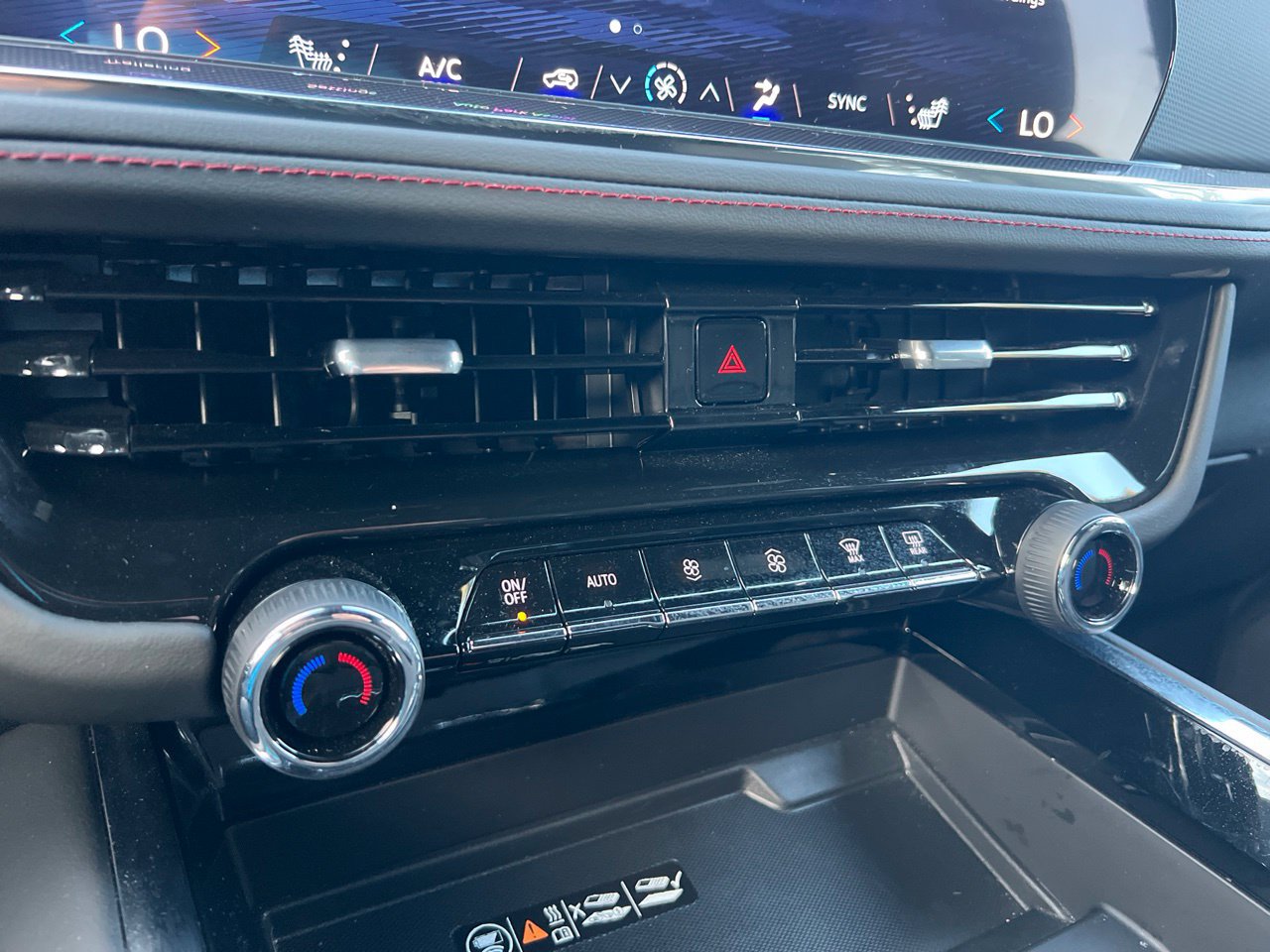 2026 Chevrolet Tahoe RST - Photo 19