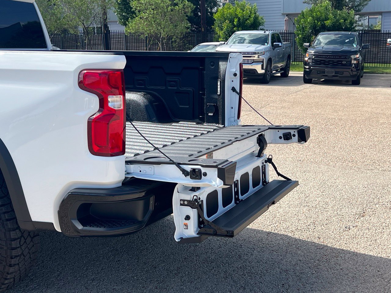 2026 Chevrolet Silverado 1500 ZR2, photo 10