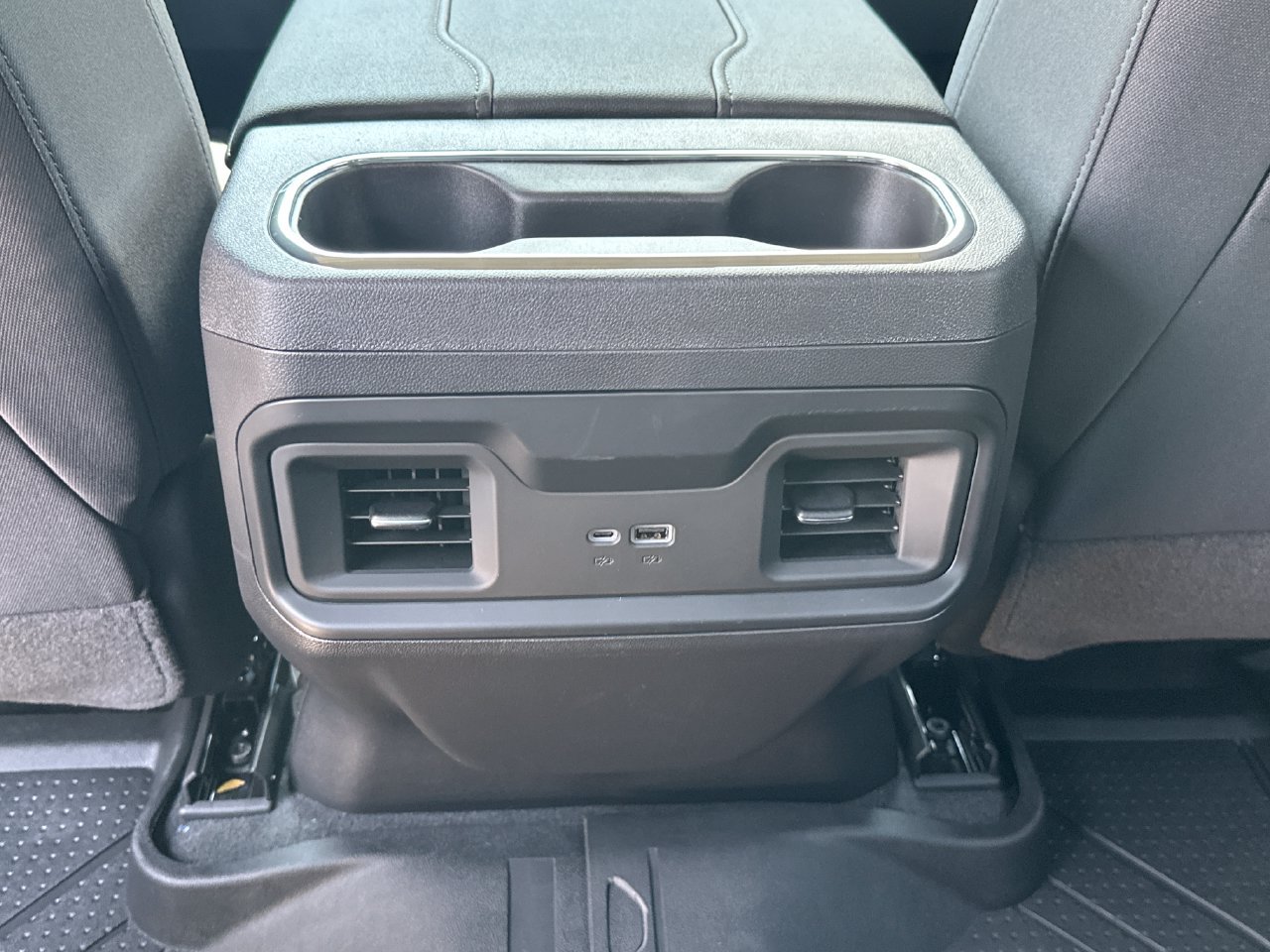 2026 Chevrolet Silverado 1500 LT - Photo 29
