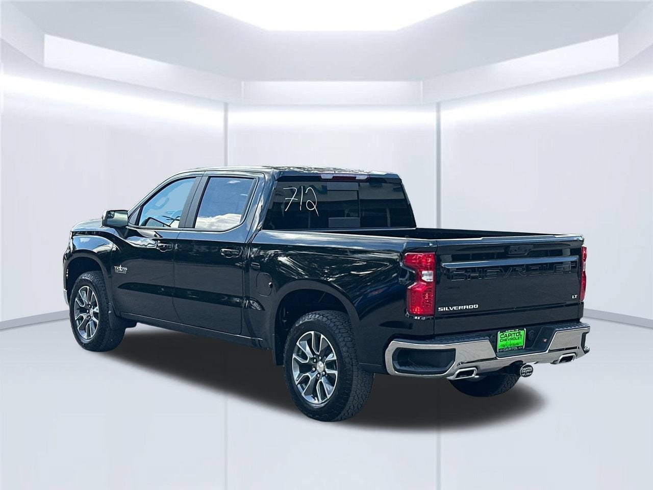 2026 Chevrolet Silverado 1500 LT Truck, photo 3