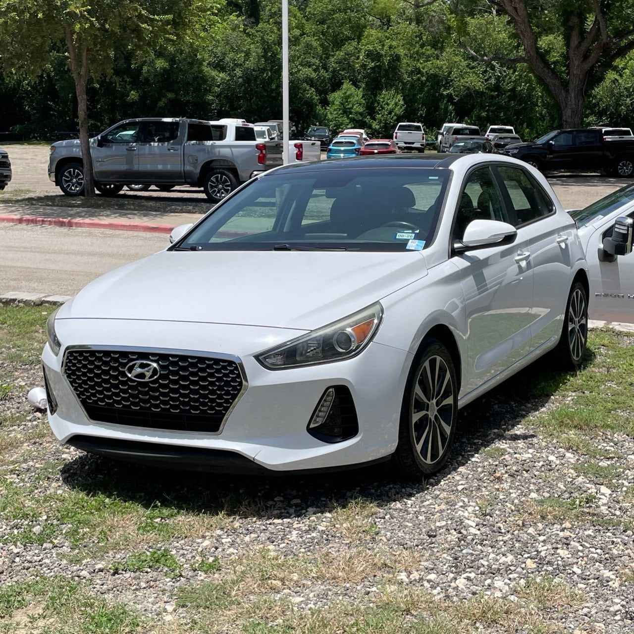 2020 Hyundai Elantra GT GT Auto's photo