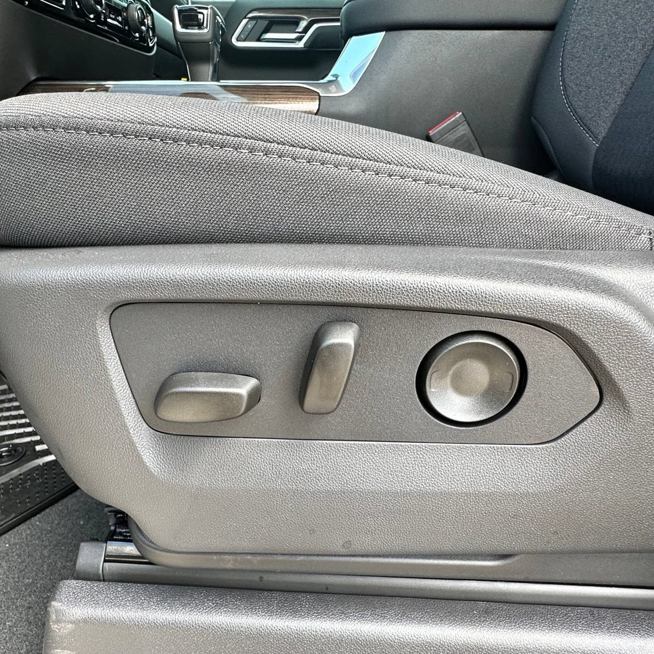 2026 Chevrolet Silverado 1500 LT - Photo 25
