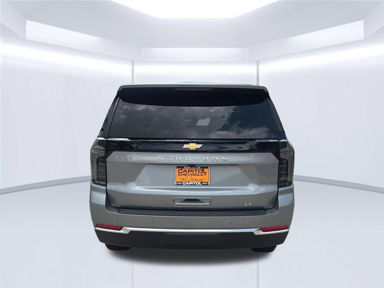 2026 Chevrolet Suburban LT SUV, photo 5
