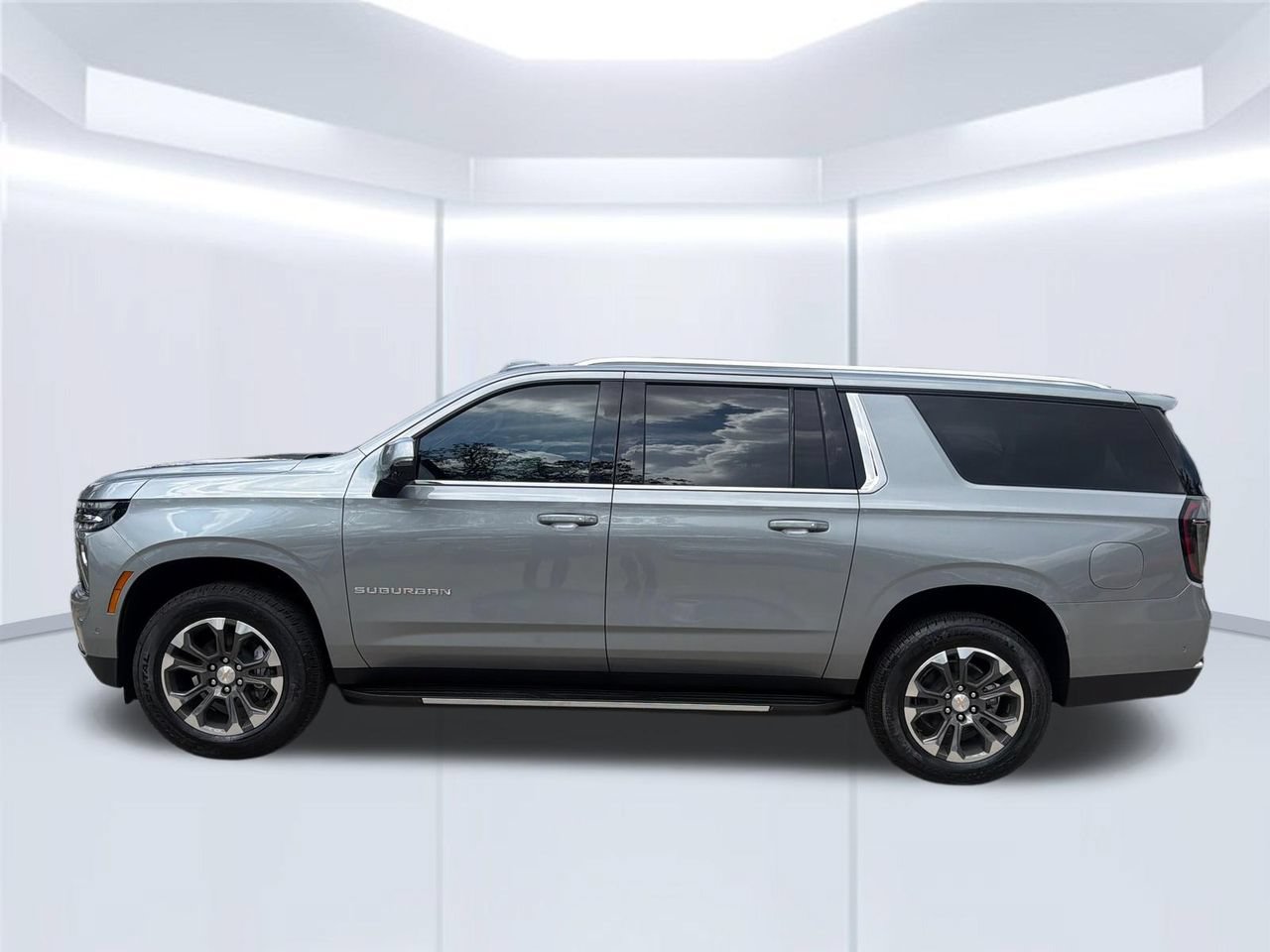 2026 Chevrolet Suburban LT SUV, photo 3