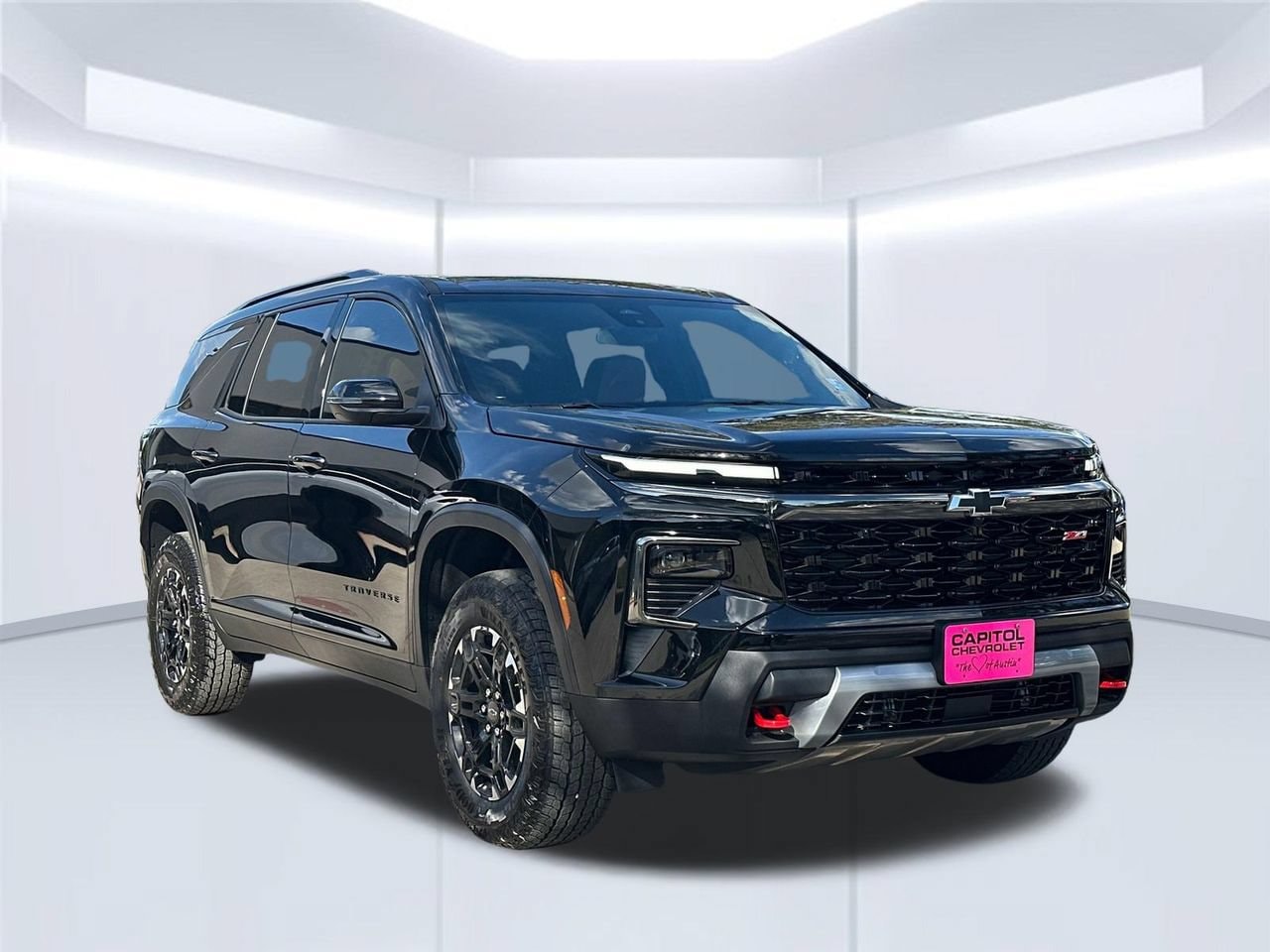2027 Chevrolet Traverse Z71 - Photo 8
