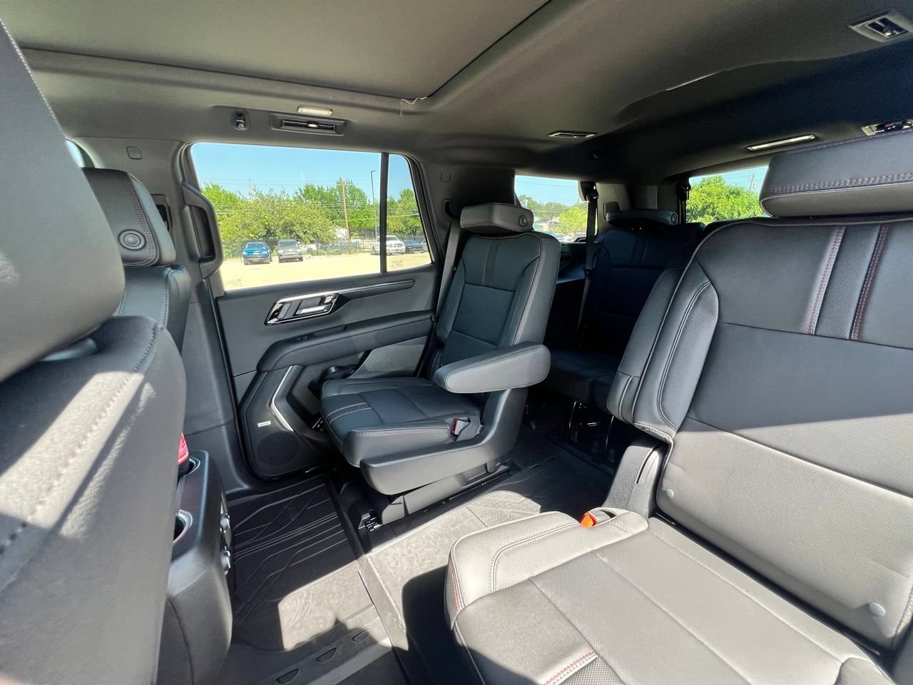 2026 Chevrolet Tahoe RST - Photo 24