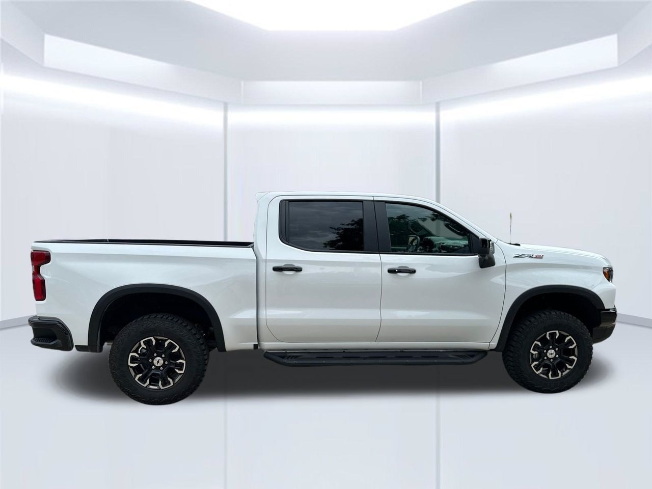2026 Chevrolet Silverado 1500 ZR2 - Photo 6