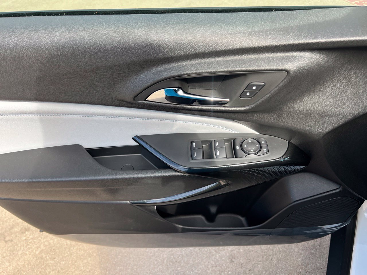 2026 Chevrolet Trax LT - Photo 11