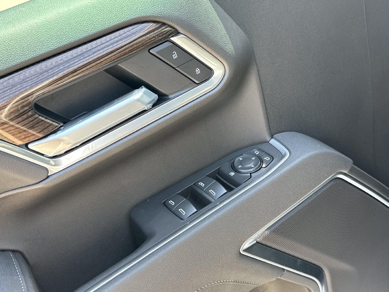2026 Chevrolet Silverado 1500 LT - Photo 11
