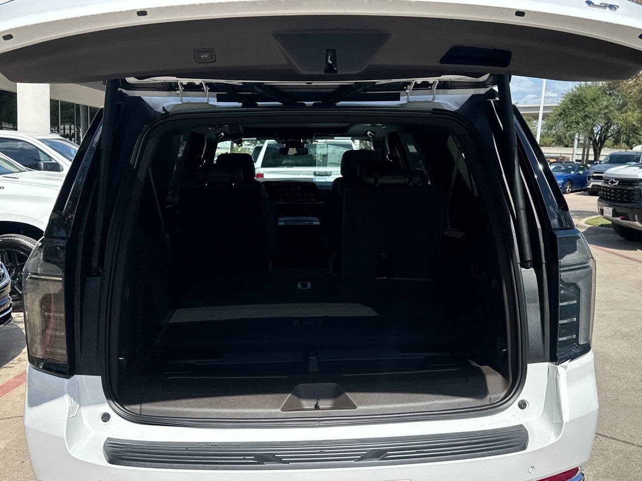 2026 Chevrolet Suburban LT SUV, photo 26