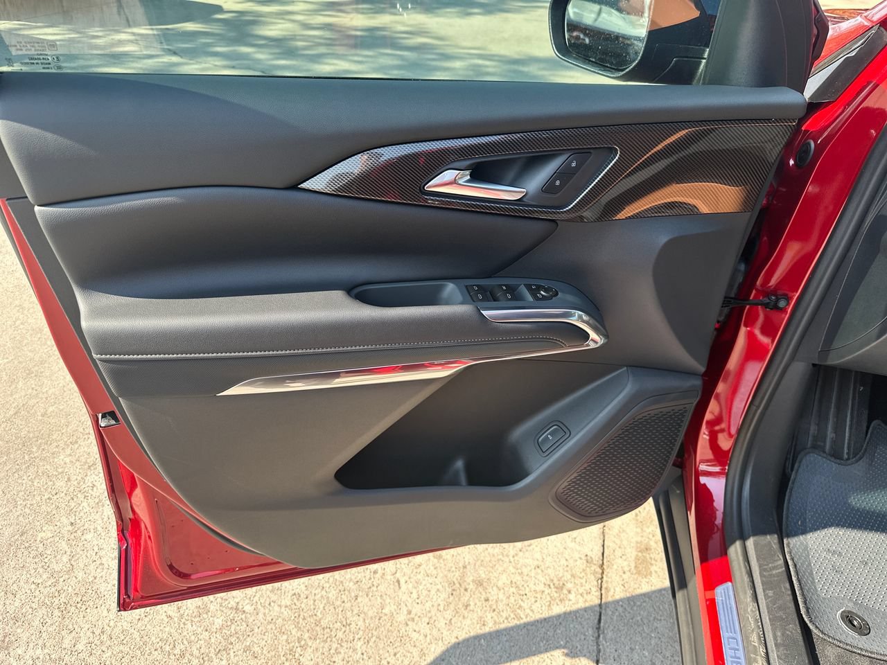 2027 Chevrolet Traverse Z71 SUV, photo 19
