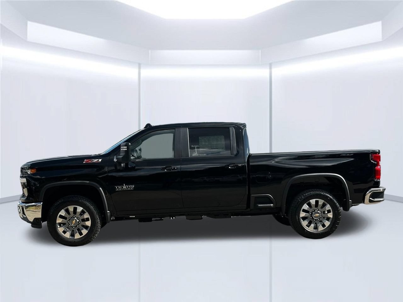 2026 Chevrolet Silverado 2500 HD LT Truck, photo 3