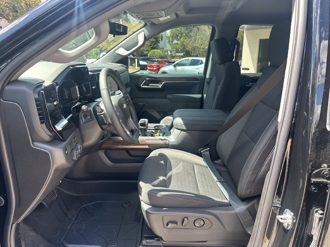 2026 Chevrolet Silverado 1500 LT - Photo 20