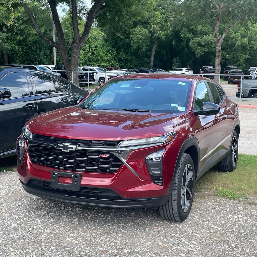 Used 2025 Chevrolet Trax 1RS SUV