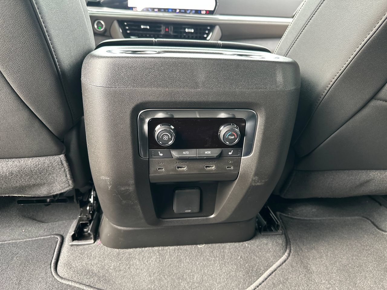 2026 Chevrolet Tahoe Premier SUV, photo 26
