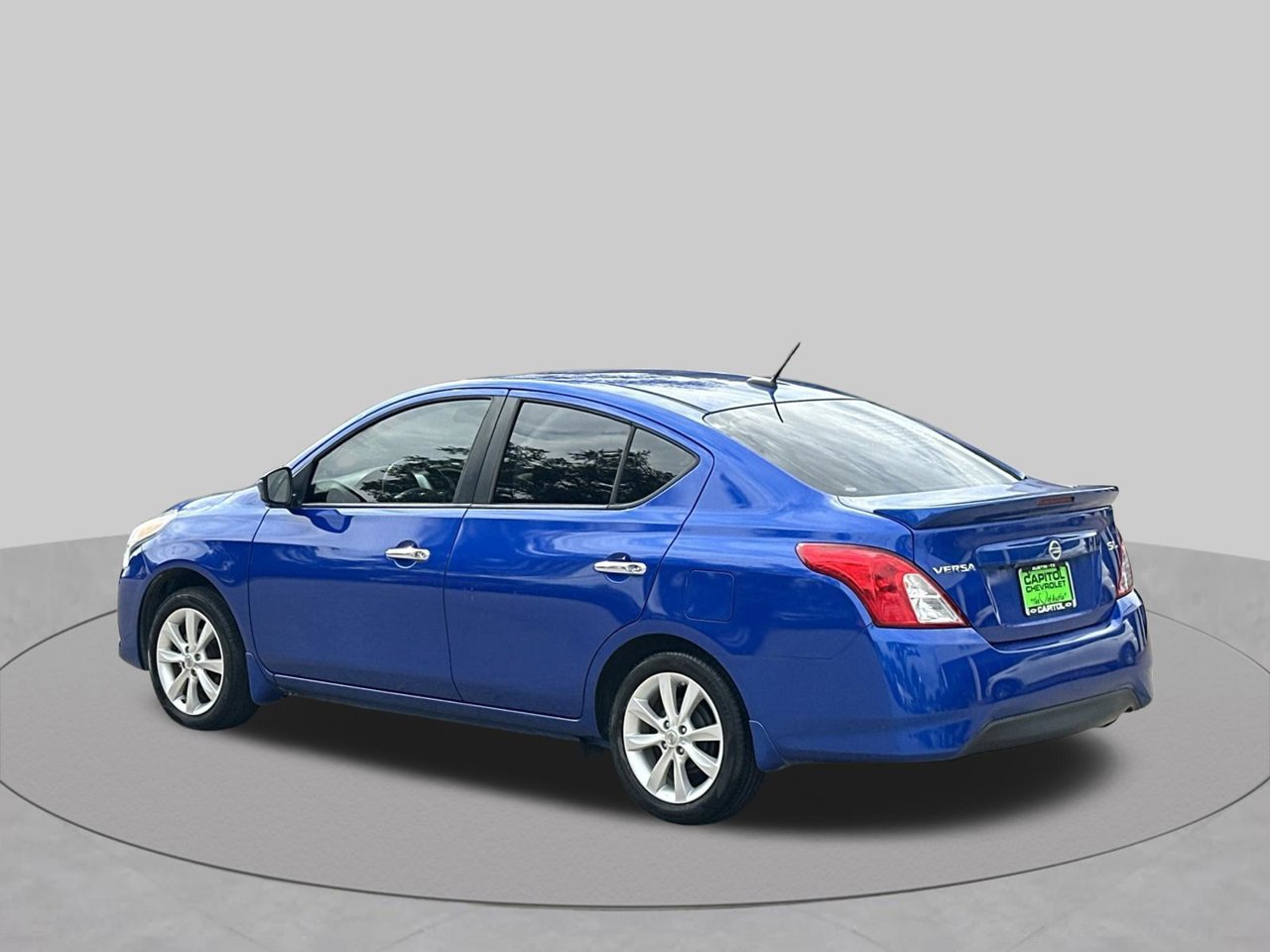 Used 2016 Nissan Versa SL Sedan