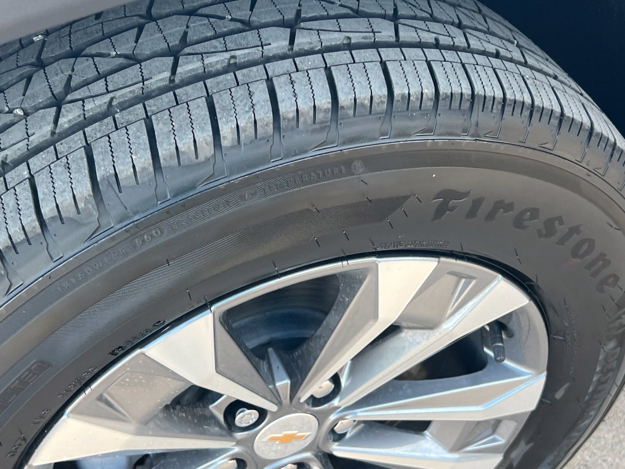 2027 Chevrolet Equinox LT - Photo 26