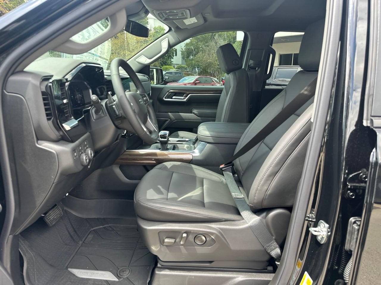 2026 Chevrolet Silverado 1500 RST Truck, photo 10