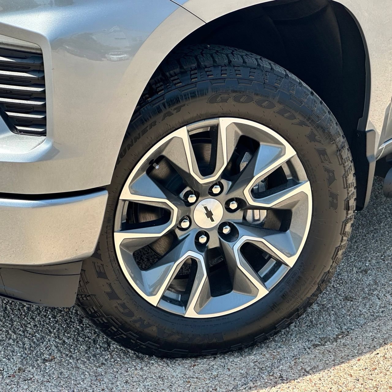 2026 Chevrolet Silverado 1500 RST Truck, photo 2