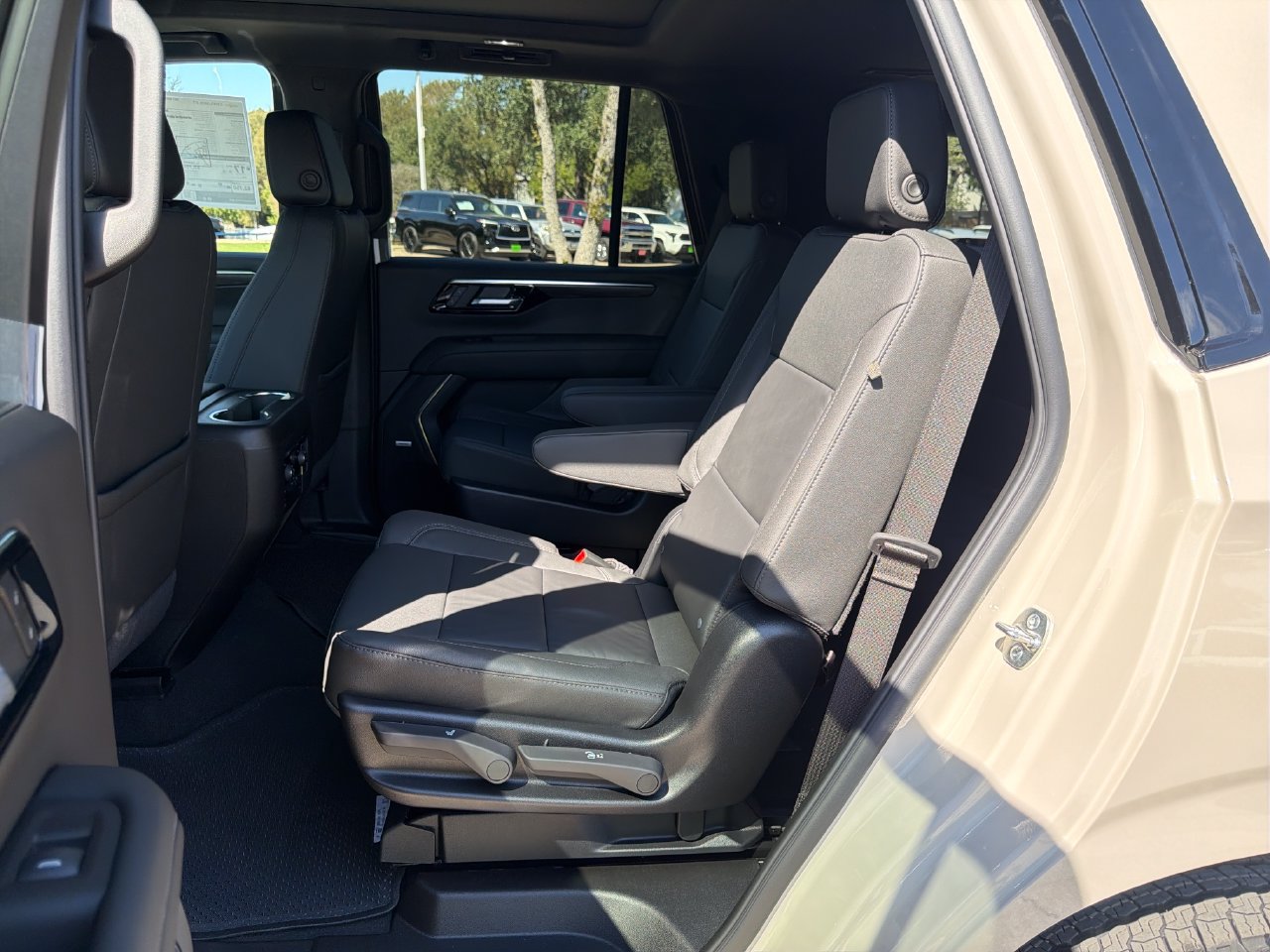 2027 Chevrolet Tahoe Z71 SUV, photo 26
