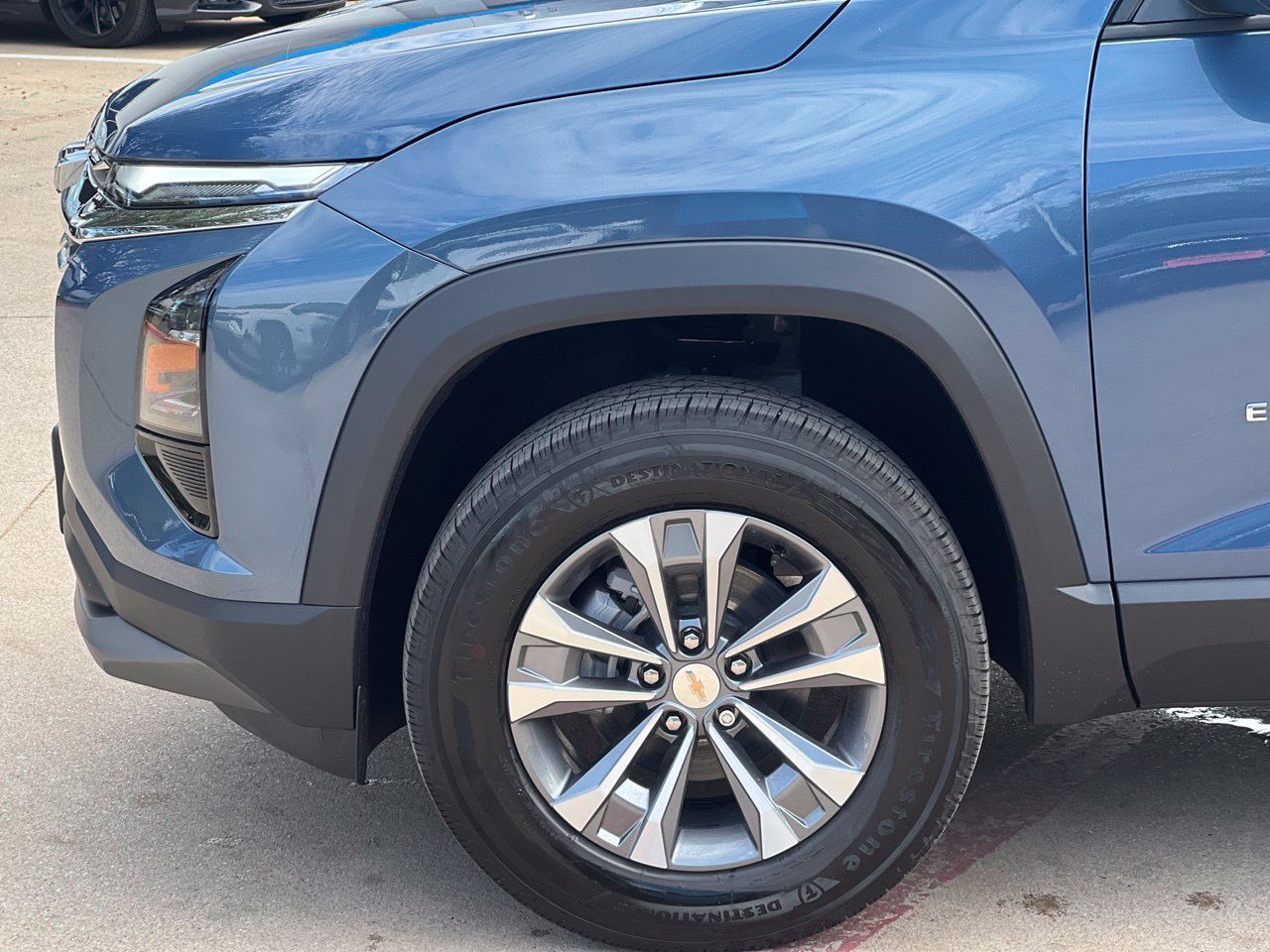 2027 Chevrolet Equinox LT - Photo 26