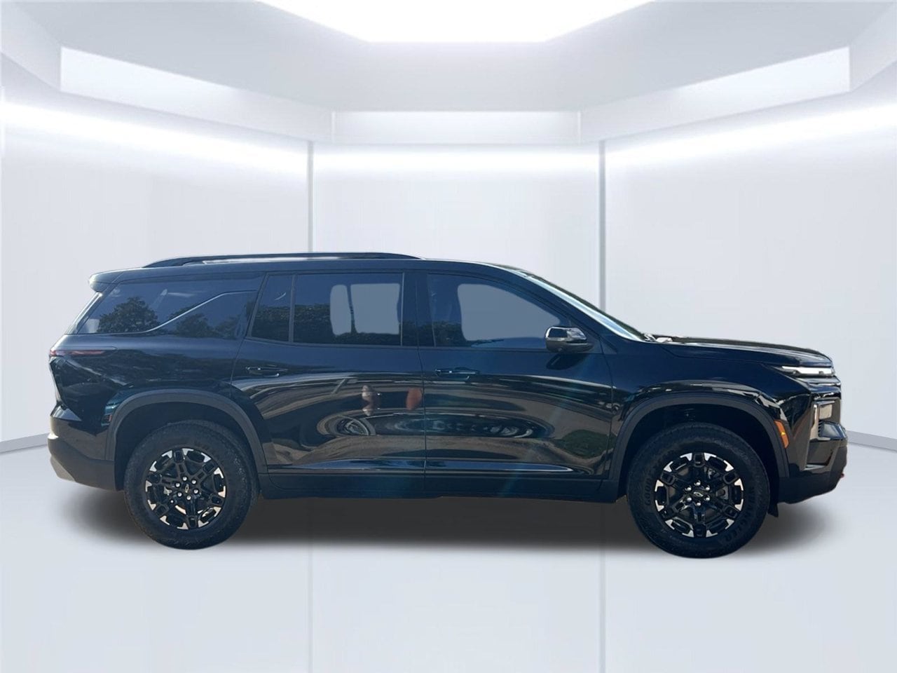 2027 Chevrolet Traverse Z71 SUV, photo 7