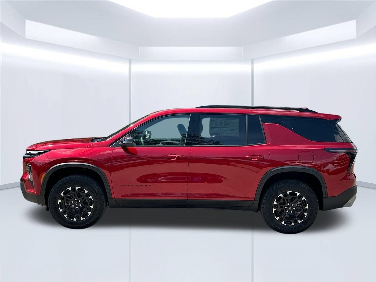 2027 Chevrolet Traverse Z71 SUV, photo 2