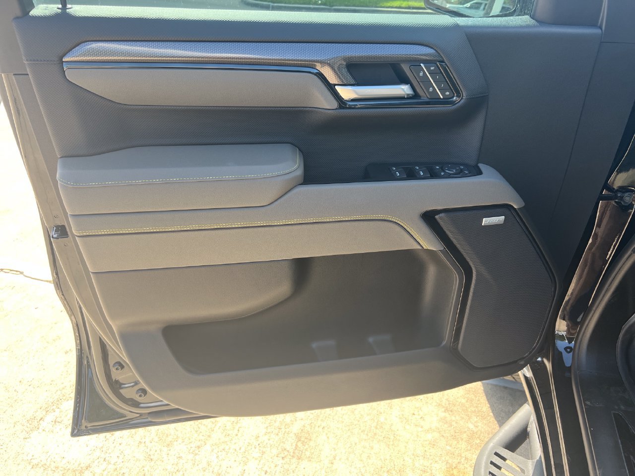 2026 Chevrolet Silverado 1500 ZR2 Truck, photo 11