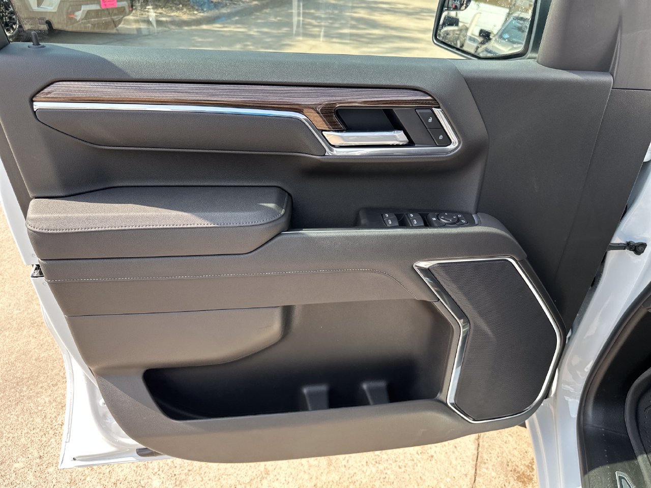 2026 Chevrolet Silverado 1500 LT - Photo 11