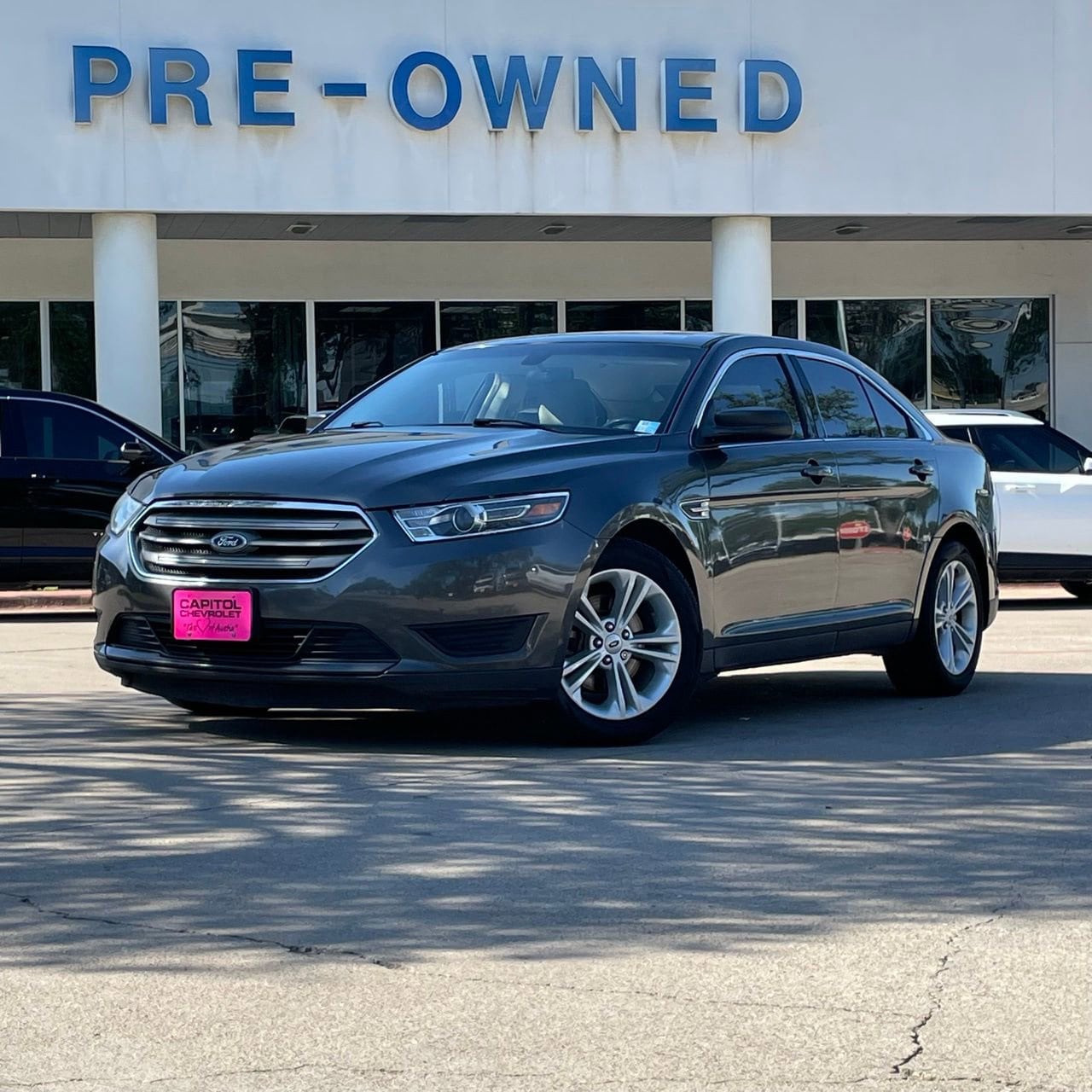2018 Ford Taurus SE