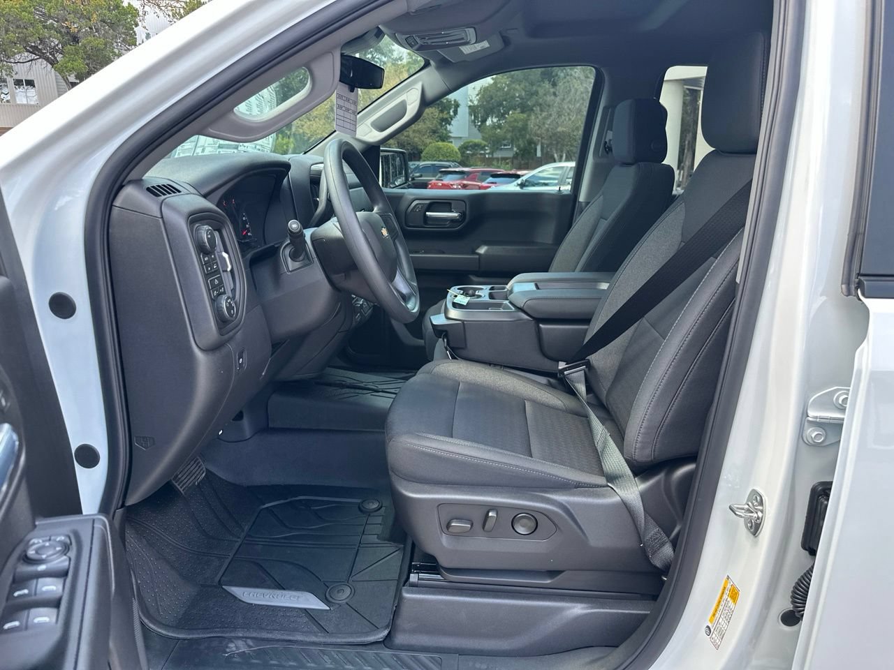 2026 Chevrolet Silverado 1500 Custom, photo 9